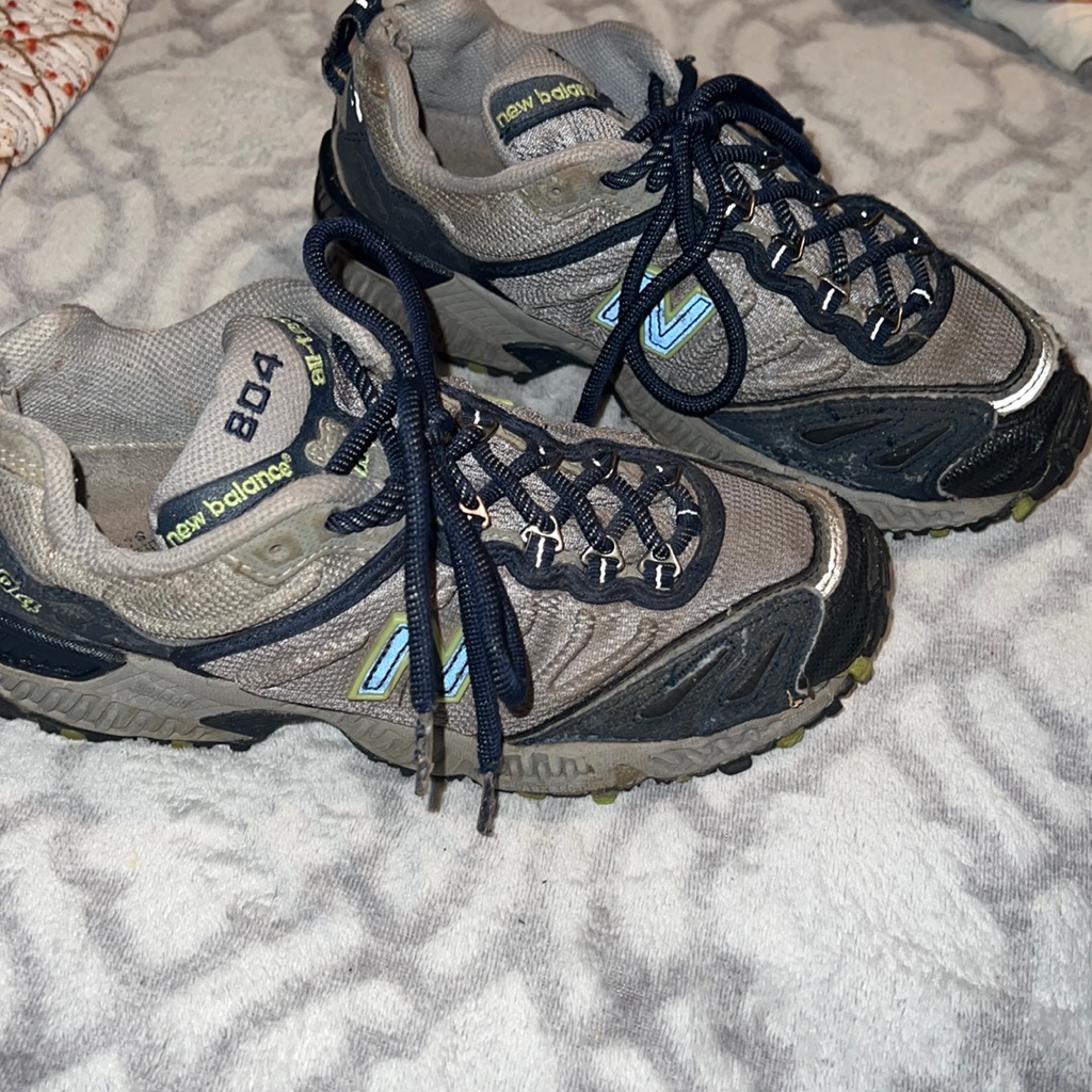 New Balance 804 Gray And Blue With Light Green Accents Size 7